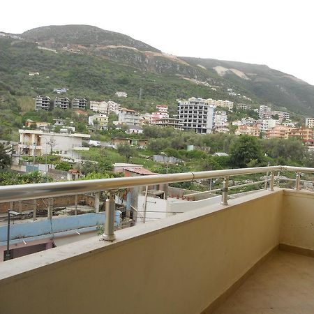 Elis Apartment Vlorë Buitenkant foto